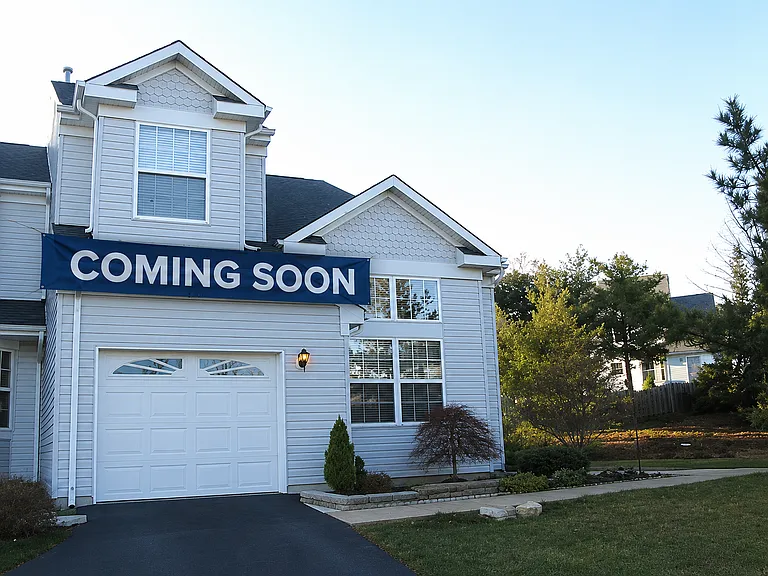 130 Colony Club Dr — Photo 1