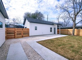 1209 E Saint Johns Ave #C, Austin, TX 78752