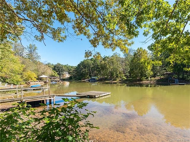 1st image of 3975 Reid Cir