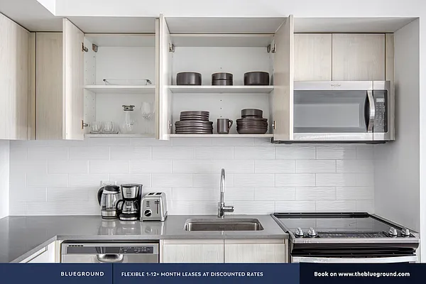 Rented by The Blueground | media 73