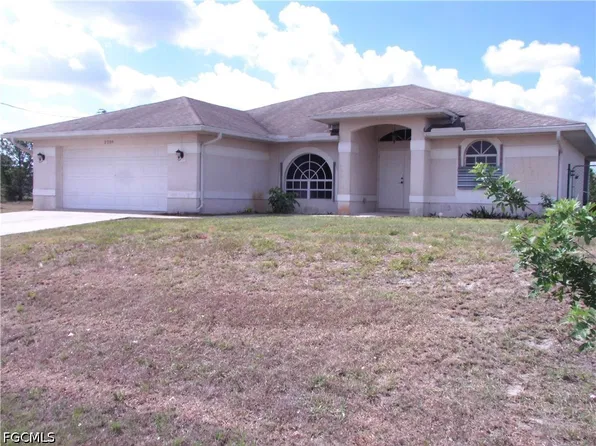 2709 37th St SW, Lehigh Acres, FL 33976