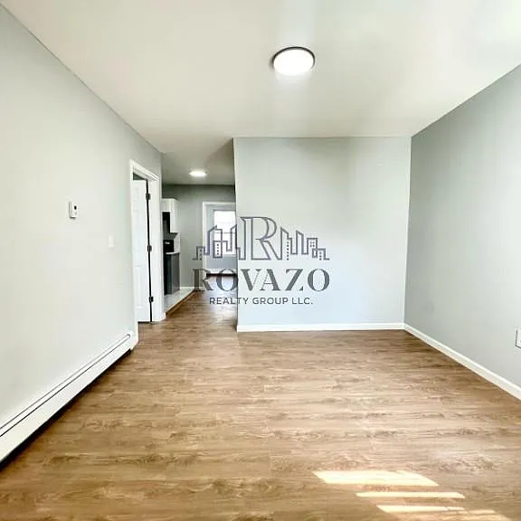 96 Summer Ave #3A — Photo 5