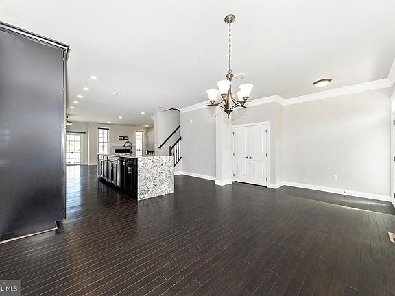 5th image of 2325 Asberry Rd