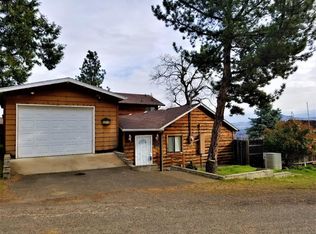 2212 Buena Vista Dr, Medford, OR 97501