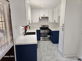 1570 N Verdugo Rd #B, Glendale, CA 91208