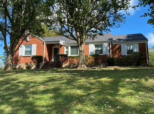 1717 Merritt Dr, Clarksville, TN 37043