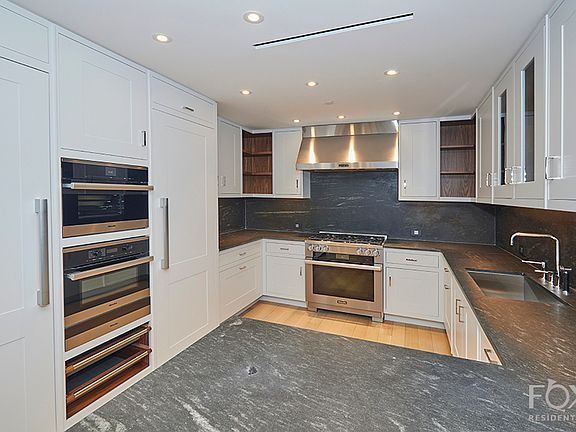4th image of 221 W 77th St APT 3S
