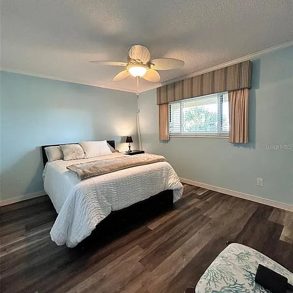 868 Bayway Blvd #304 — Photo 14