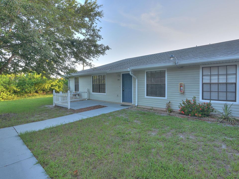 1st image of 422 Thor Ave SE #311