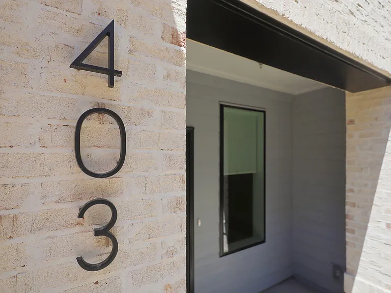 403 Chatham View Rd — Photo 5