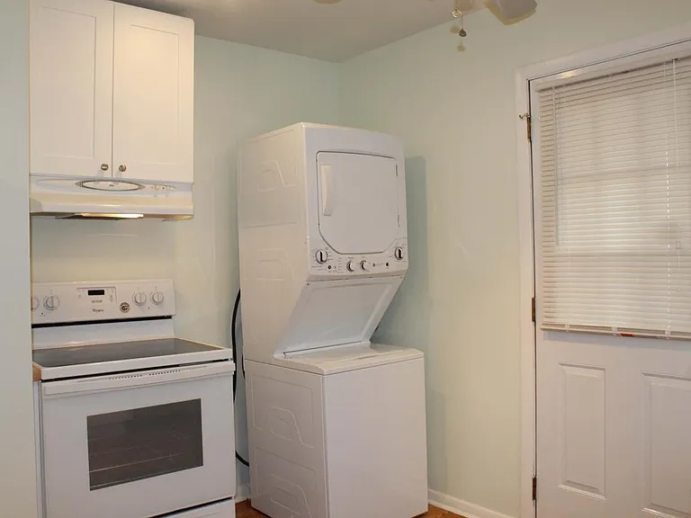 3806 Dakota Ave — Photo 13
