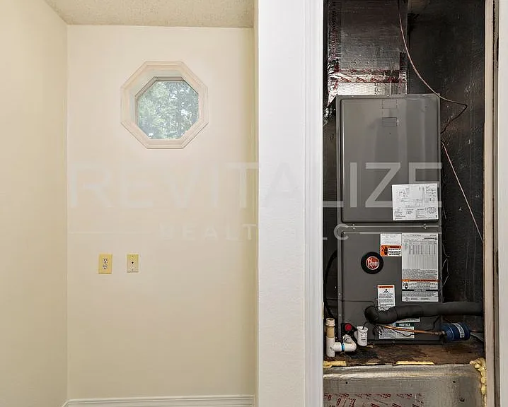 105 Ventura Cir — Photo 45