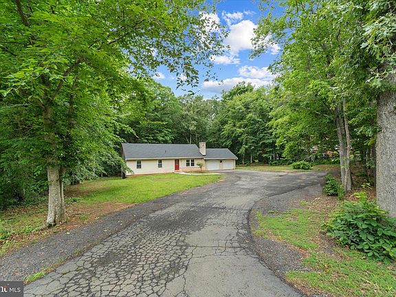 3rd image of 12216 Stoneybrook Dr