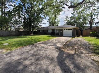 805 Lamar St, Vidor, TX 77662