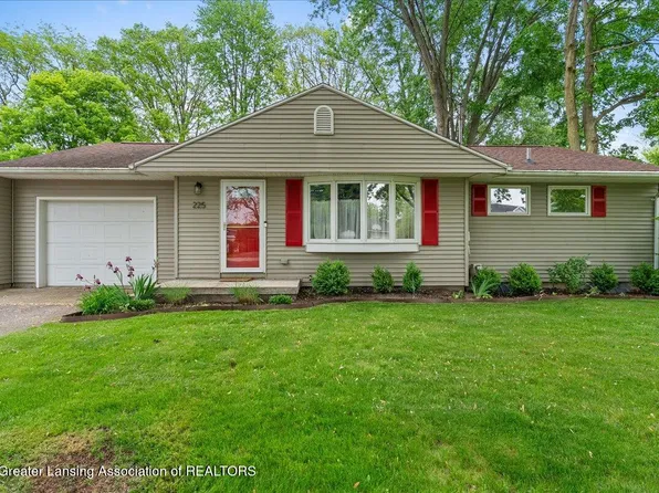 225 Walnut Ct, Mason, MI 48854