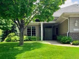 9001 Sutton Dr, Eden Prairie, MN 55347