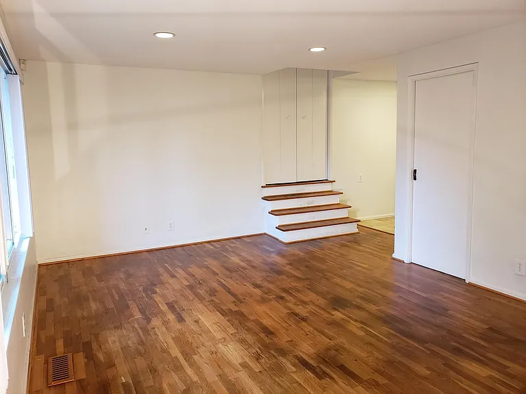 6225 Park Way — Photo 4