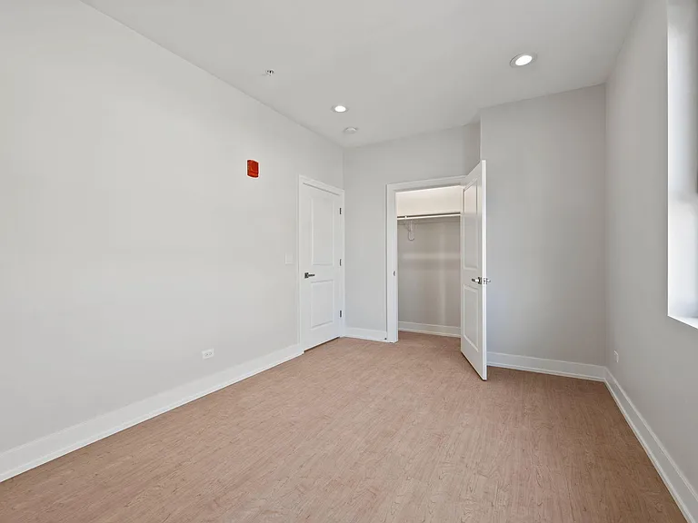 2211 Maple Ave #203 — Photo 24