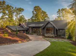 362 Peninsula Rdg, Sunset, SC 29685