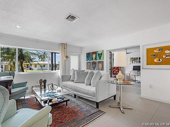 3rd image of 113 Almar Dr #0