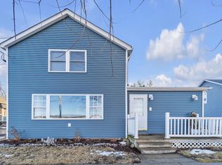 410 Sumner St, Genoa City, WI 53128
