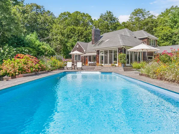 10 Timber Ln, East Hampton, NY 11937