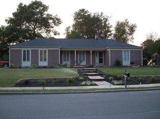 152 Stonehedge Dr, Toms River, NJ 08753