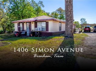 1406 Simon Ave, Brenham, TX 77833