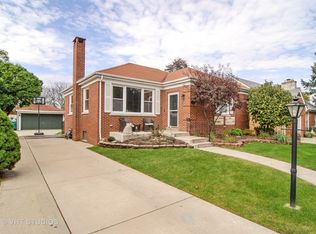 2348 Belleview Ave, Westchester, IL