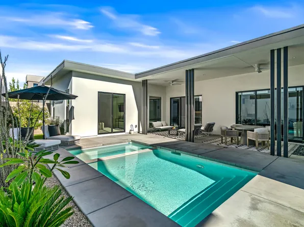 1346 Bacall Way, Palm Springs, CA 92262