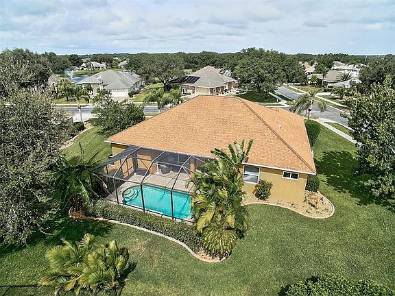 3rd image of 7003 Park Cir
