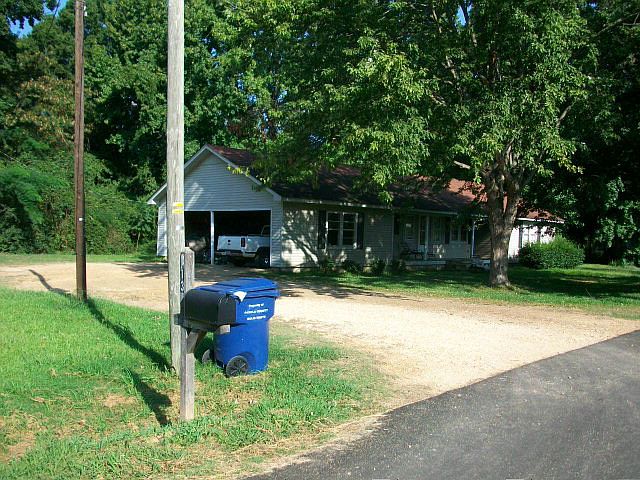 1st image of 113 Campbell St