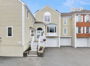 118 Abington Rd #118, Danvers, MA 01923