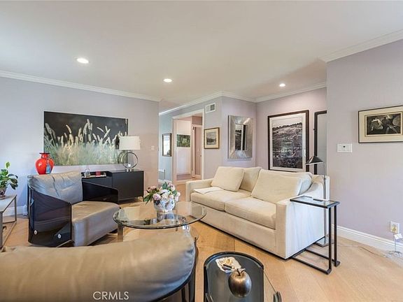 3rd image of 2805 Shoreview Cir