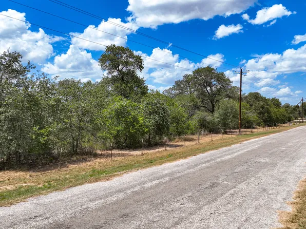 20 Clear Lake Loop LOT 3, Poteet, TX 78065