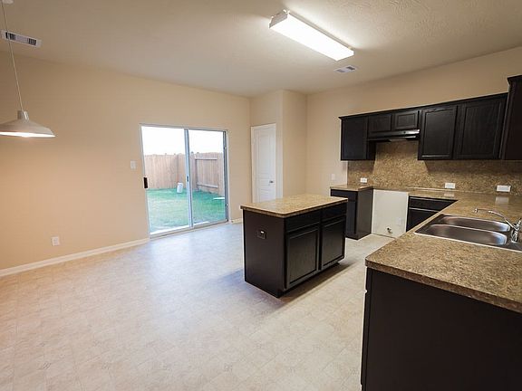 5th image of 10914 Harston Dr