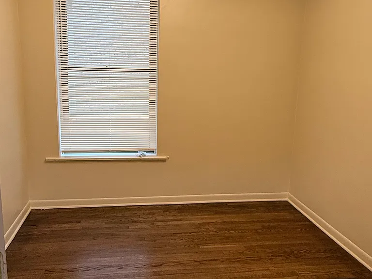 4021 N Lavergne Ave #1 — Photo 9