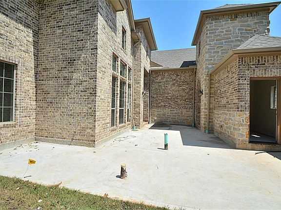 2nd image of 5003 Lockridge Sky Ln