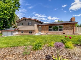 1809 Reser Rd, Walla Walla, WA 99362