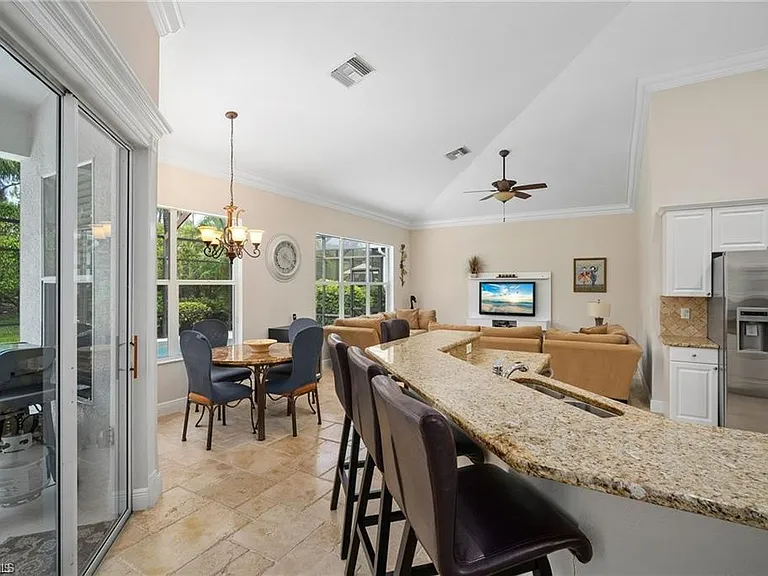 8884 Mustang Island Cir — Photo 7