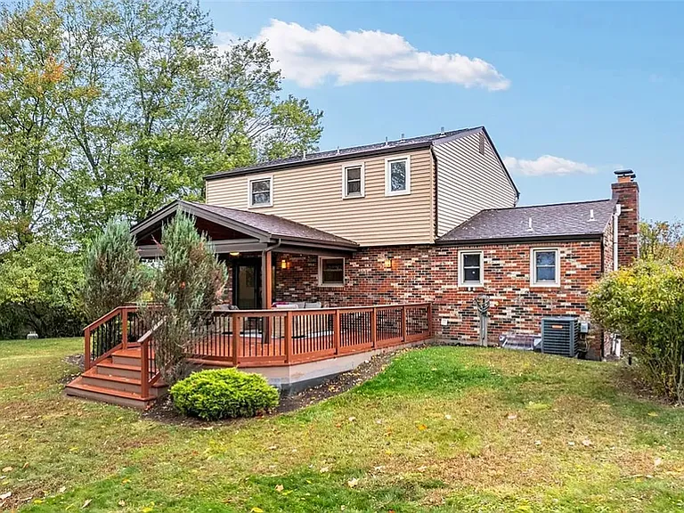 5895 Glen Hill Dr — Photo 1