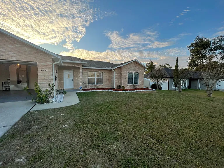 3037 Bonkirk Dr — Photo 2
