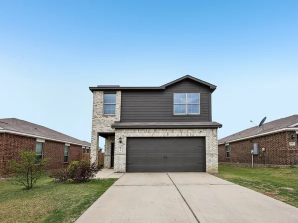 1927 Churchill Downs Dr, Seagoville, TX 75159