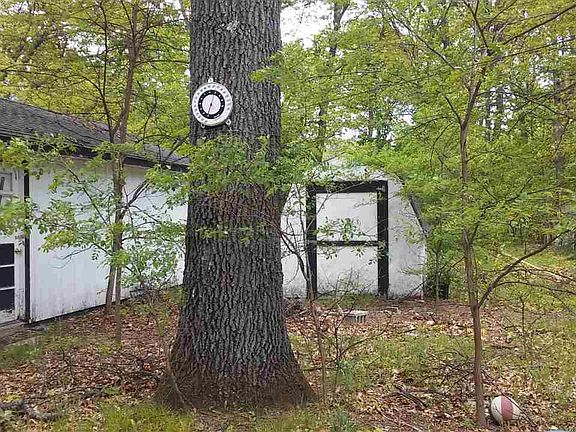 4th image of 152 Devonshire Dr