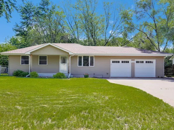 11001 Quincy Blvd NE, Blaine, MN 55434