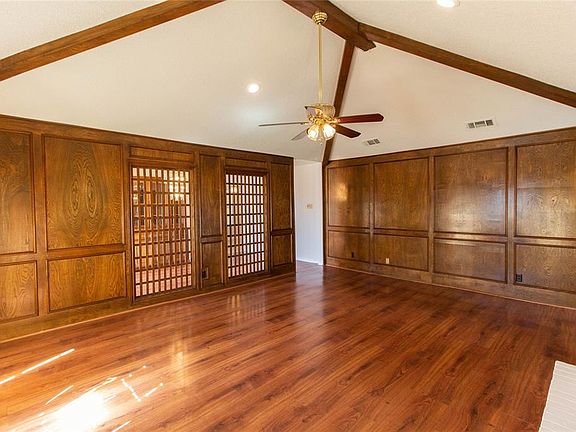 5th image of 513 Willowcrest Dr