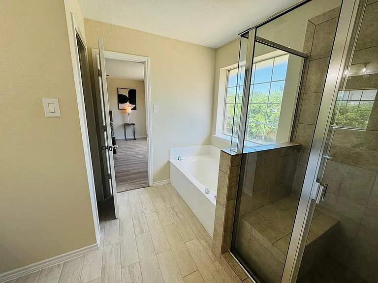 5615 Andalusia Trl — Photo 8