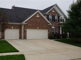 3118 Brook Hollow Dr, O'Fallon, MO
