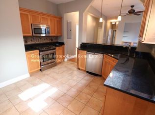 594R E 4th St #2, Boston, MA 02127