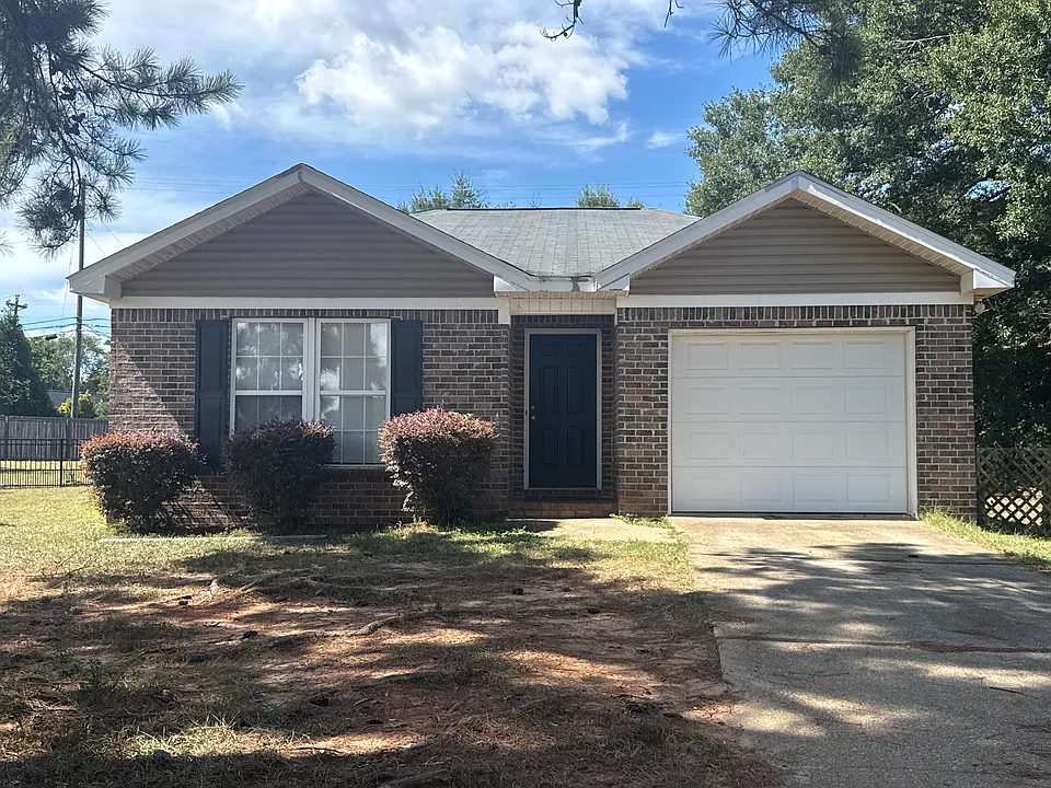 100 Spyglass Rd